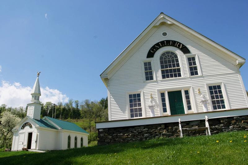 Dog Chapel and Stephen Huneck Gallery
