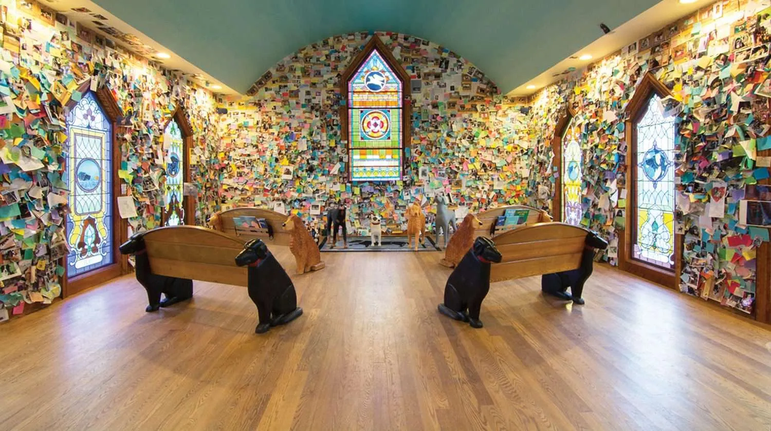 Dog Mountain chapel alter room with two rows of pews