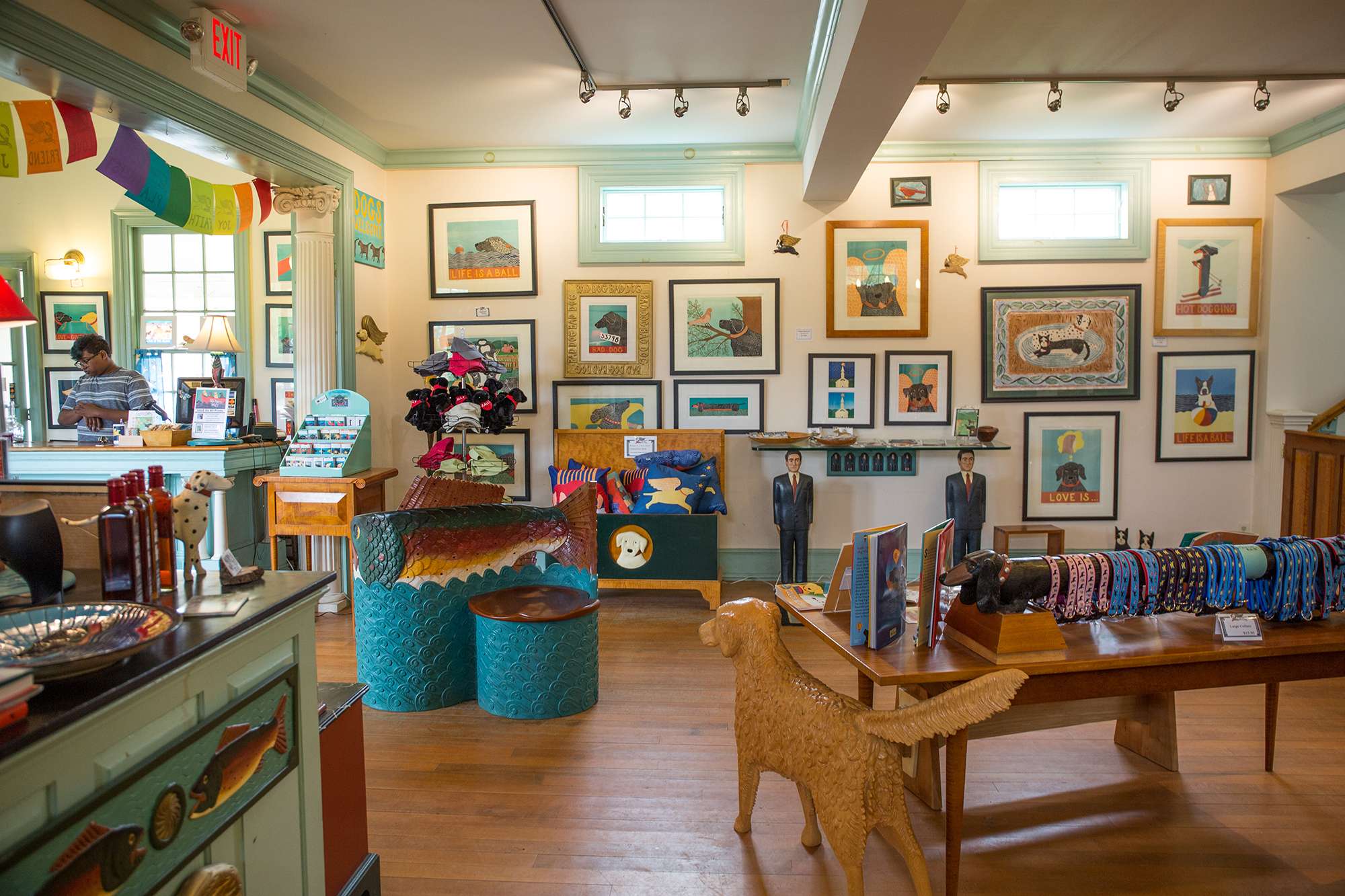 Interior of the Stephen Huneck Gallery