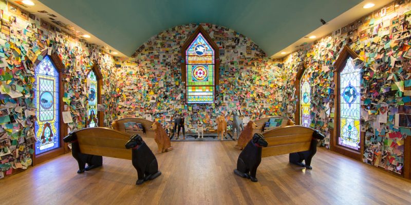 Dog Chapel interior